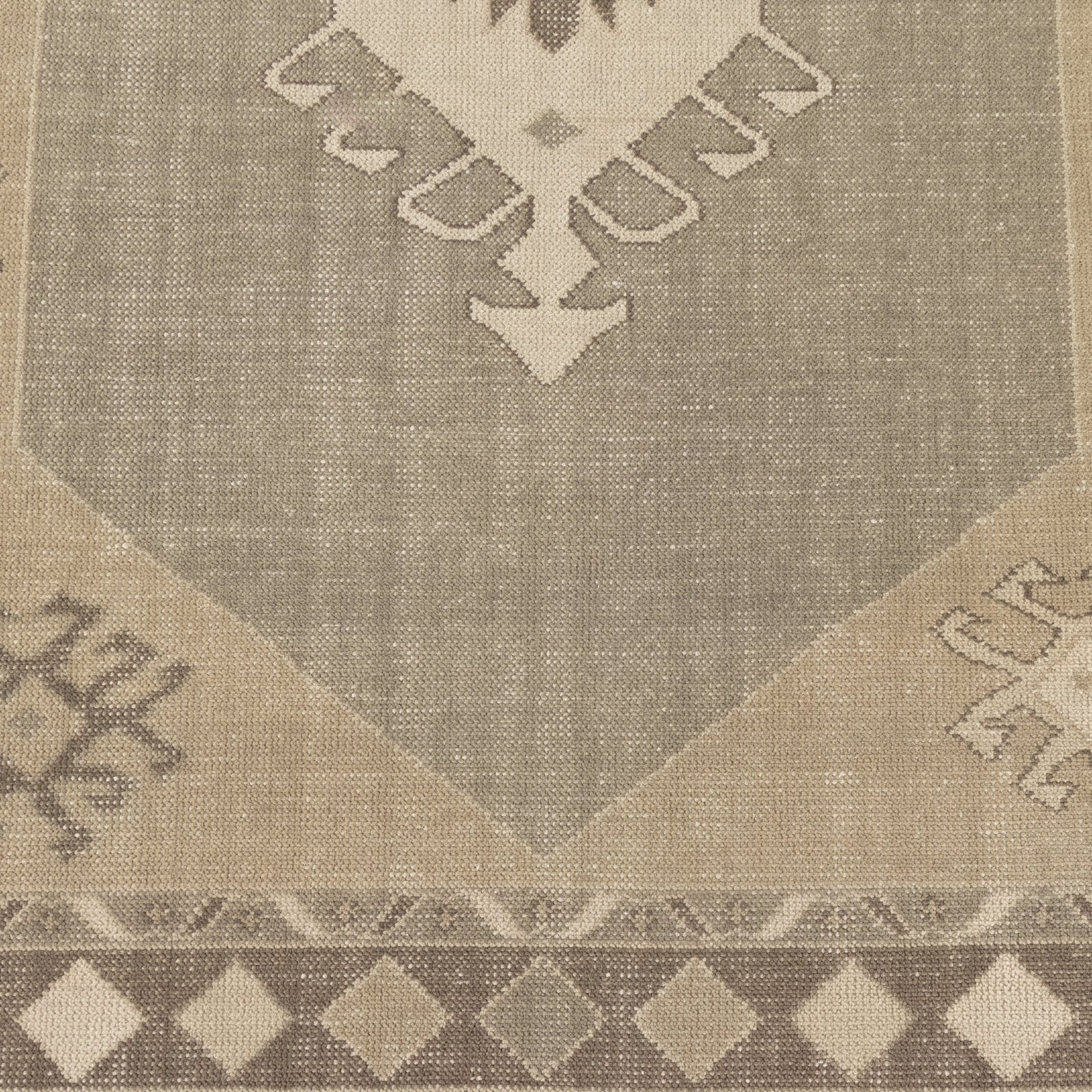Samsa Hand-Knotted Rug
