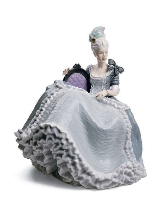 Lladro Rococo Lady At The Ball