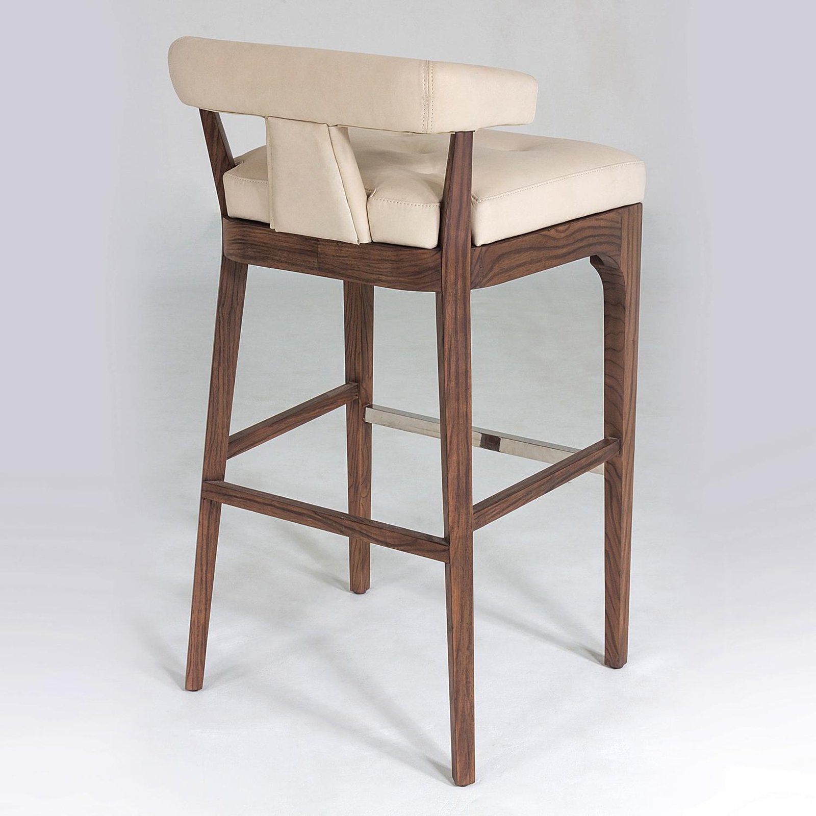 Global Views Moderno Bar Stool