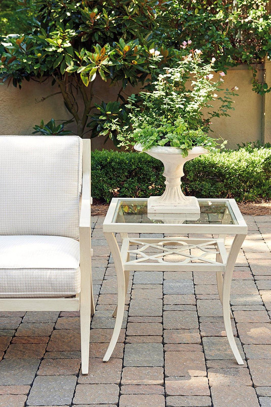 Tommy Bahama Outdoor Misty Garden Square End Table