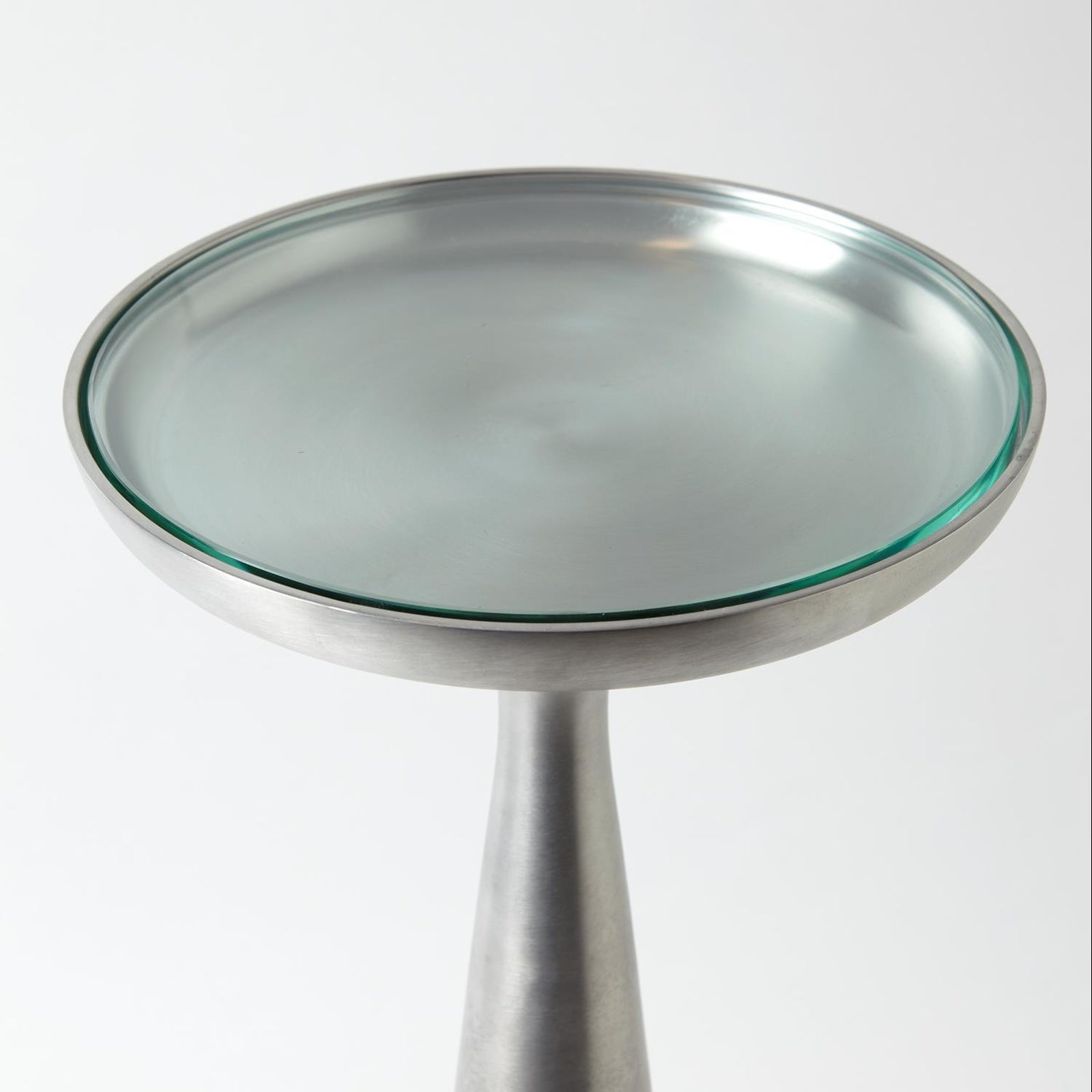 Global Views Minaret Accent Table
