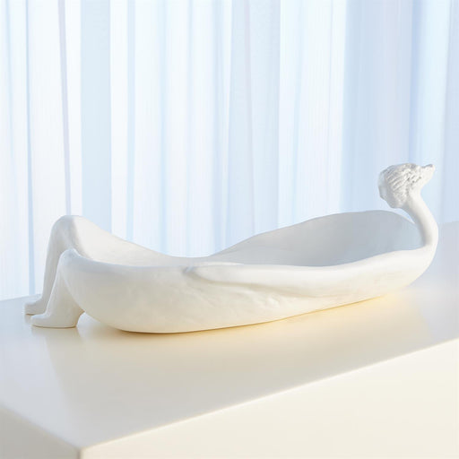 Global Views La Femme Baignoire White Sculpture