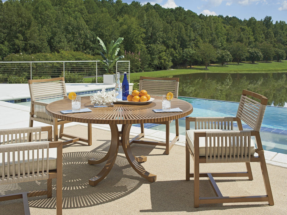 Tommy Bahama Outdoor St Tropez Round Dining Table