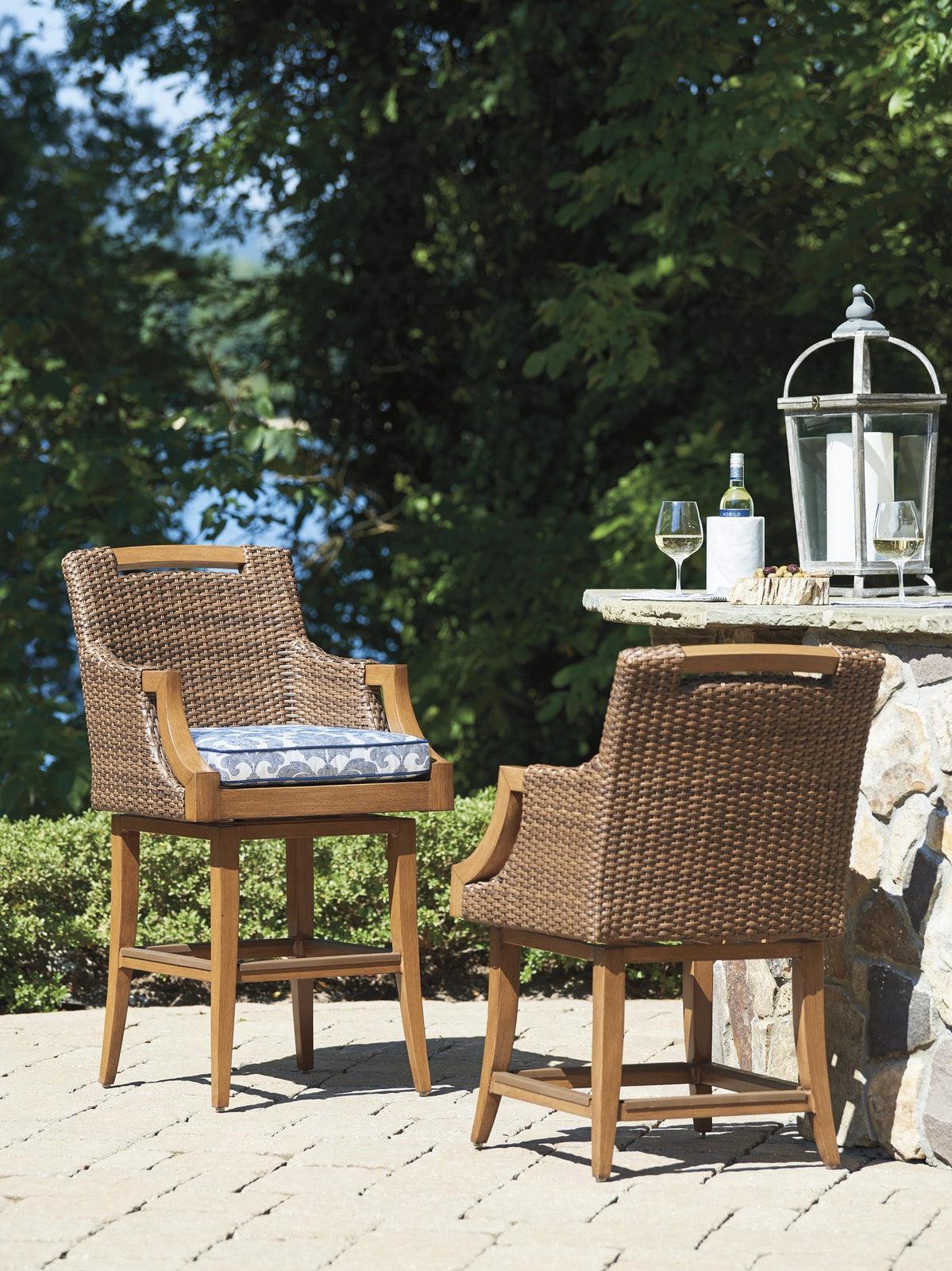 Tommy Bahama Outdoor Harbor Isle Swivel Counter Stool