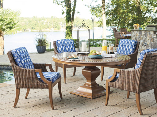 Tommy Bahama Outdoor Harbor Isle Round Dining Table