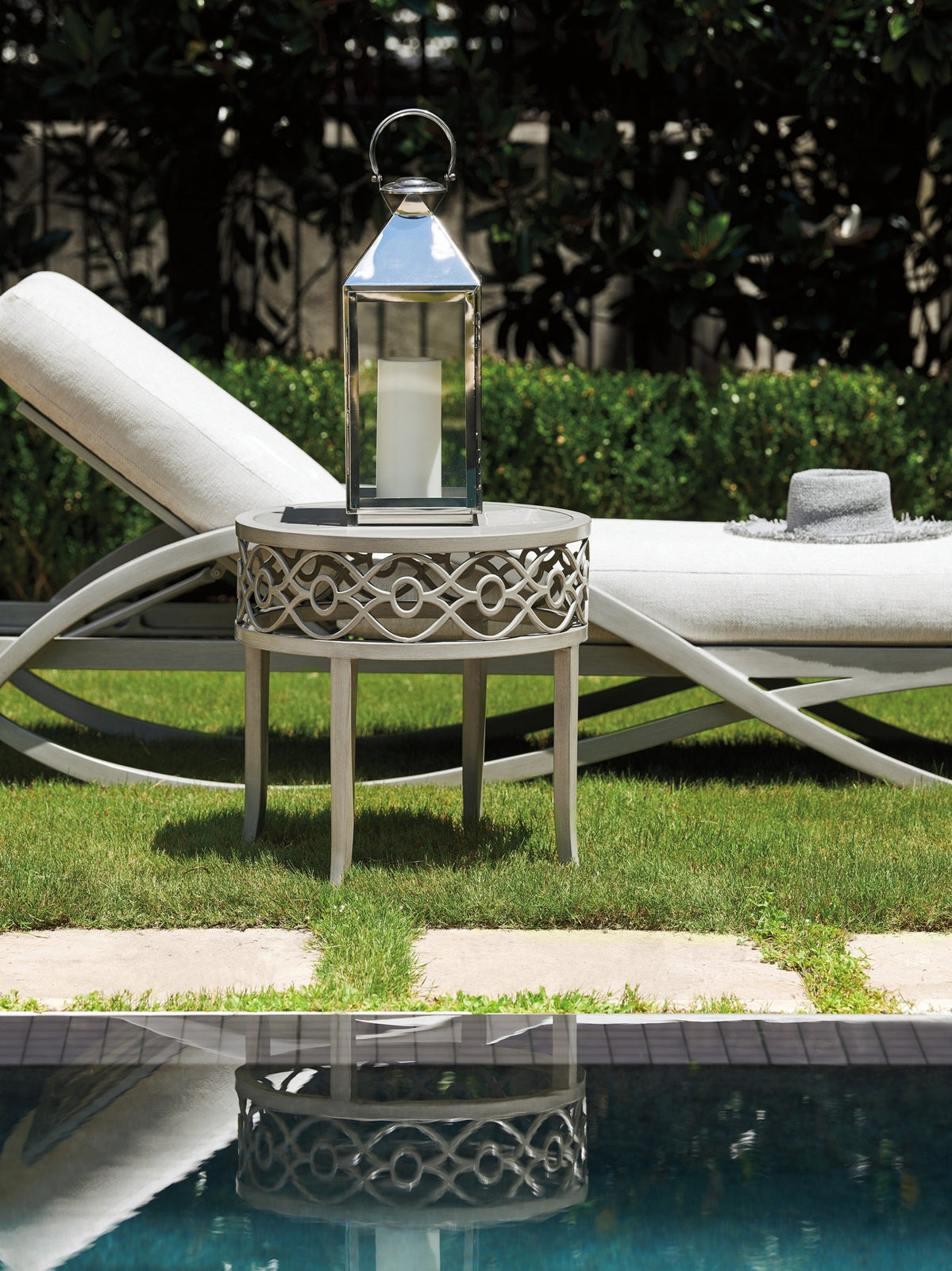 Tommy Bahama Outdoor Silver Sands End Table