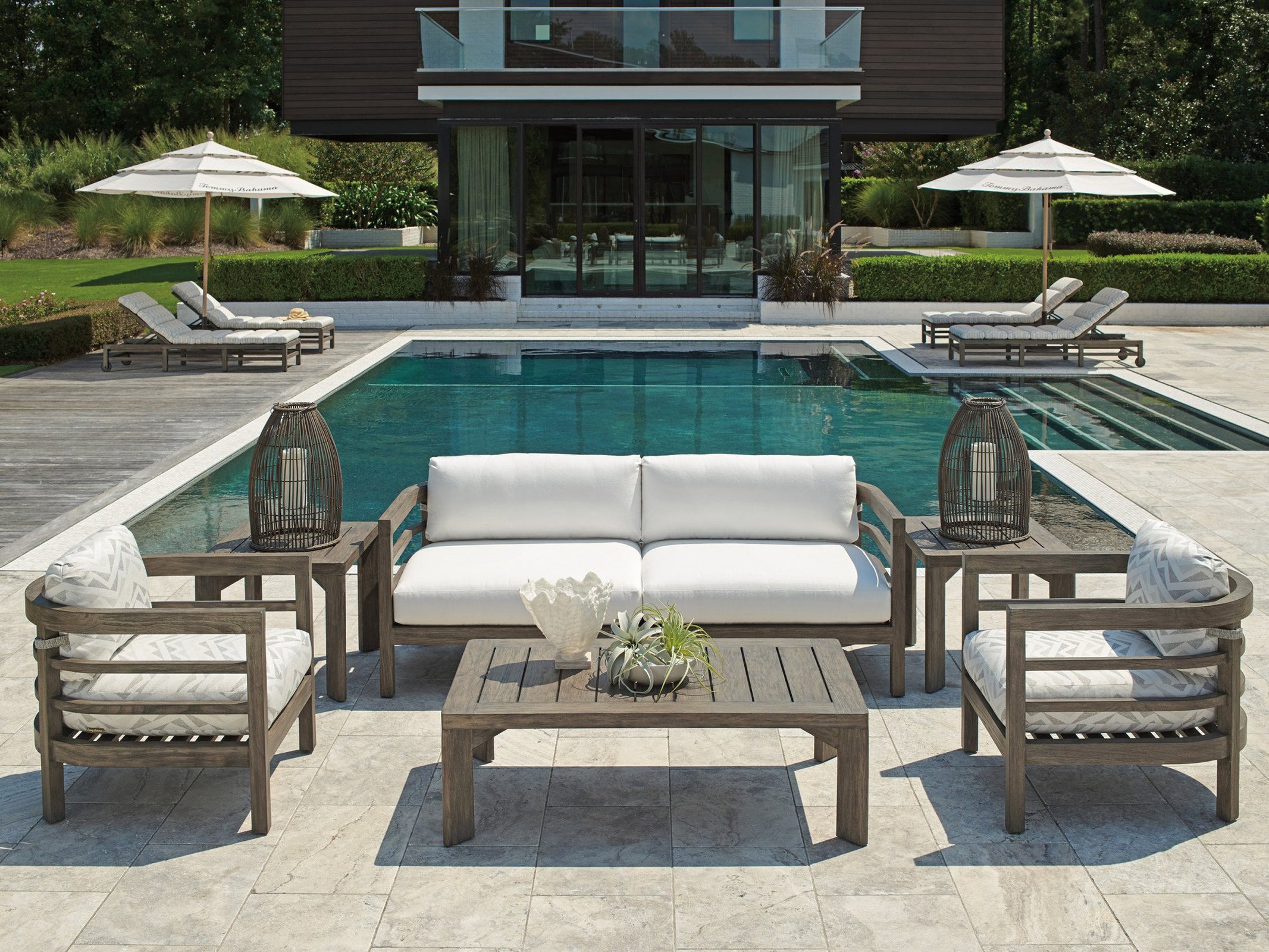 Tommy Bahama Outdoor La Jolla Sofa