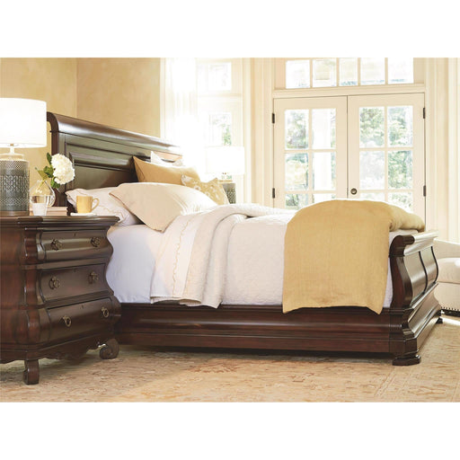 Universal Furniture Reprise Sleigh Bed