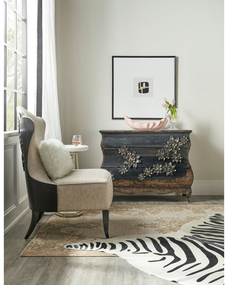 Hooker Furniture Sanctuary Charmant Bachelorette Chest