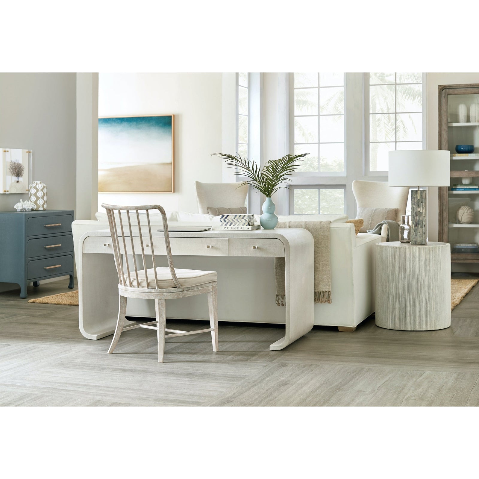 Hooker Furniture Serenity Swale Round Side Table