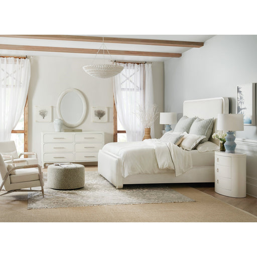 Hooker Furniture Serenity Ashore Upholstered Panel Bed