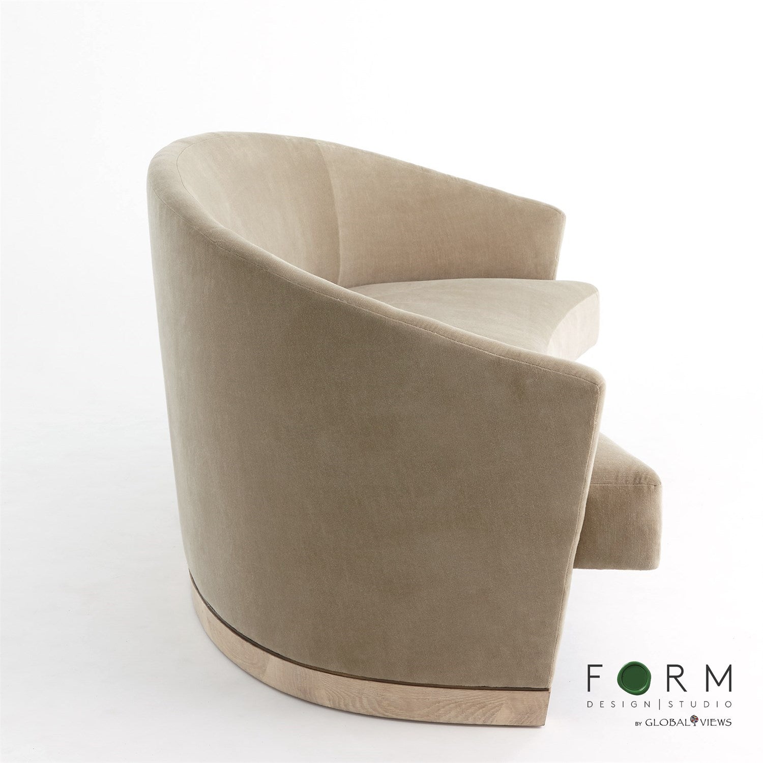 Global Views Ophelia Loveseat