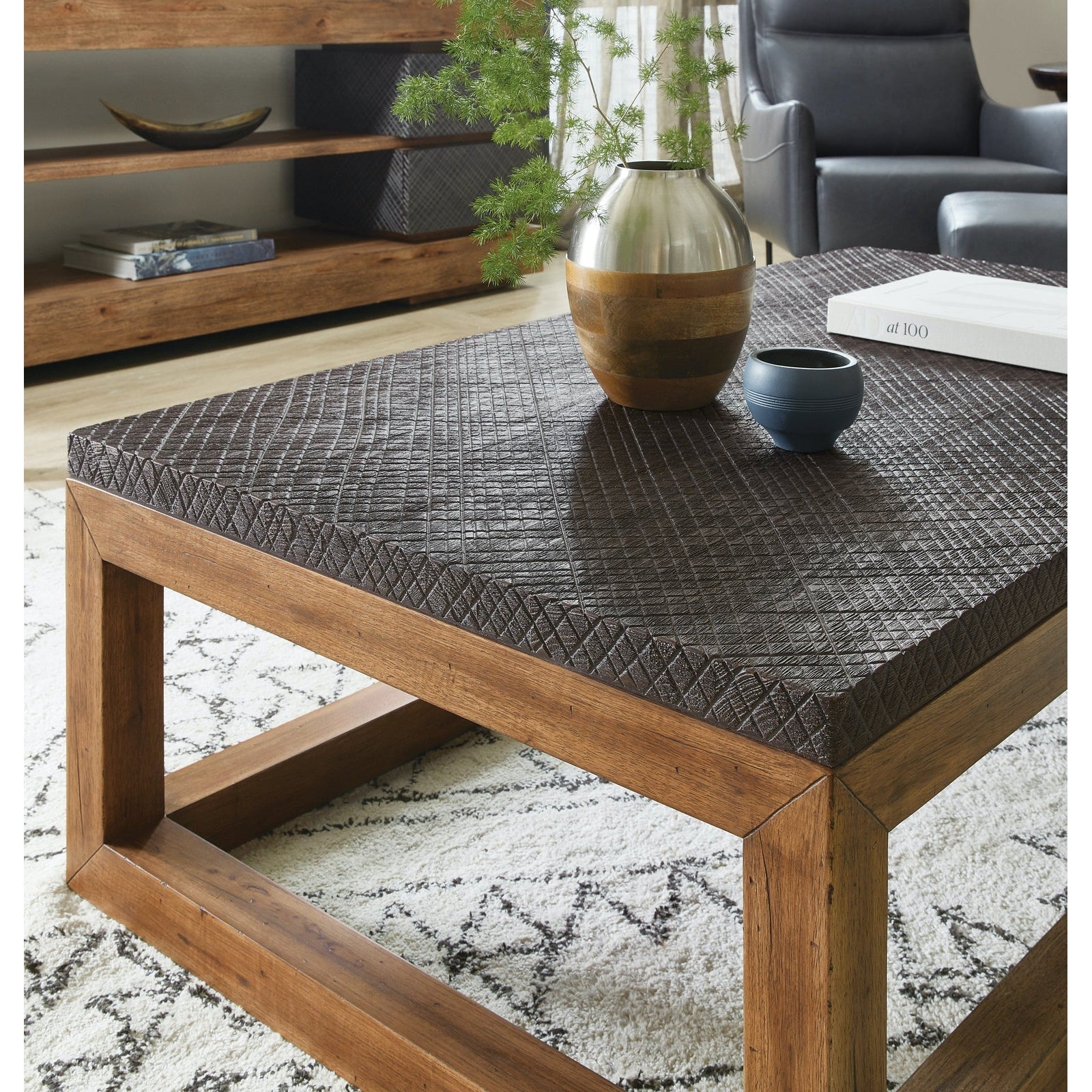 Hooker Furniture Big Sky Cocktail Table