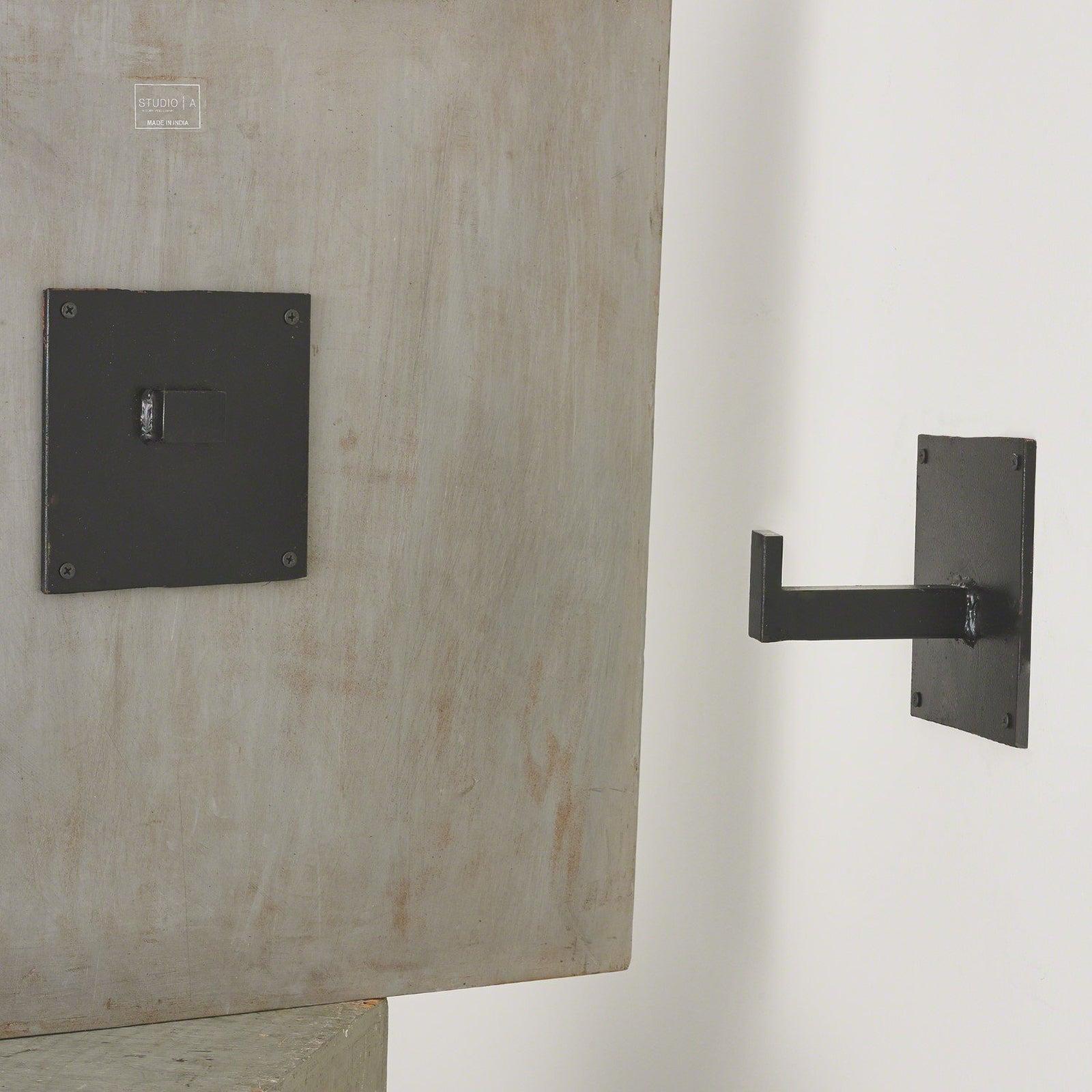 Global Views Rustic Panel Bracket