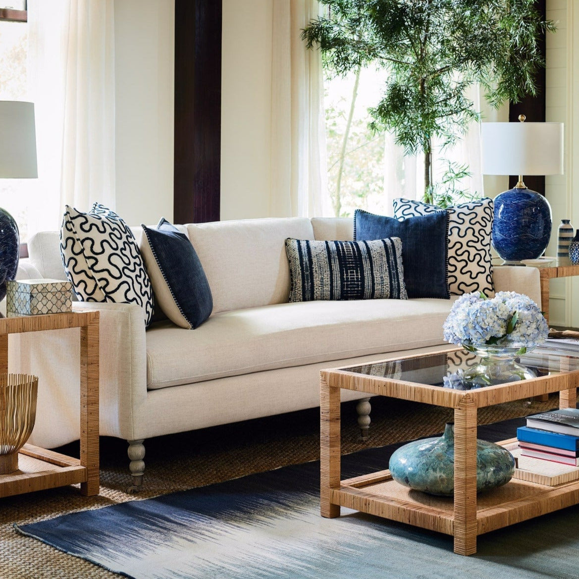 Universal Furniture Coastal Living Long Key End Table