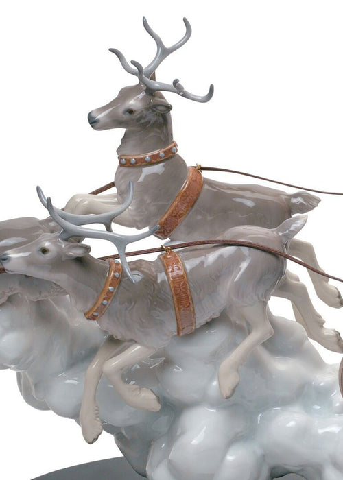 Lladro Santa's Midnight Ride Sleigh Figurine Limited Edition