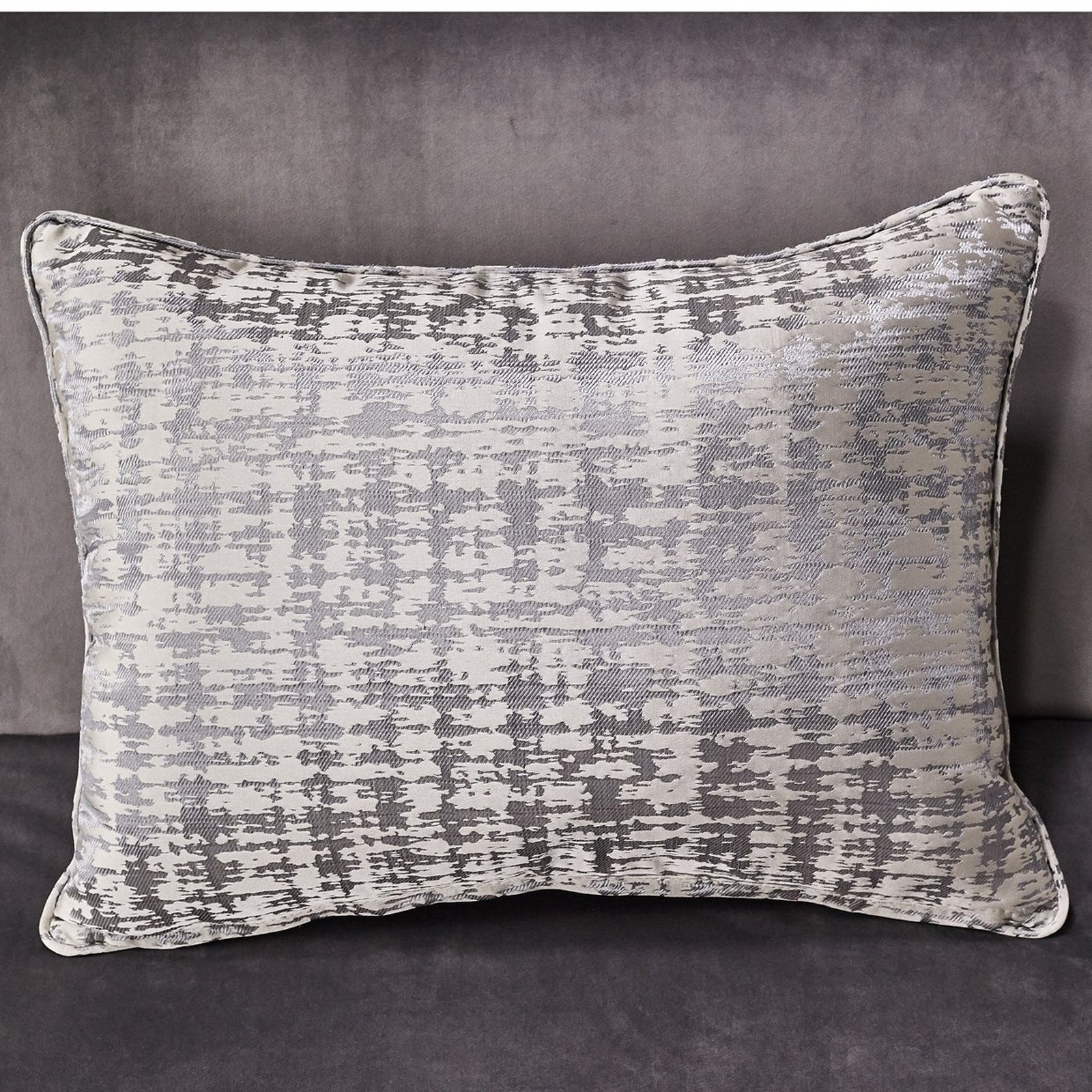 Michael Amini Roxbury Park Chaise