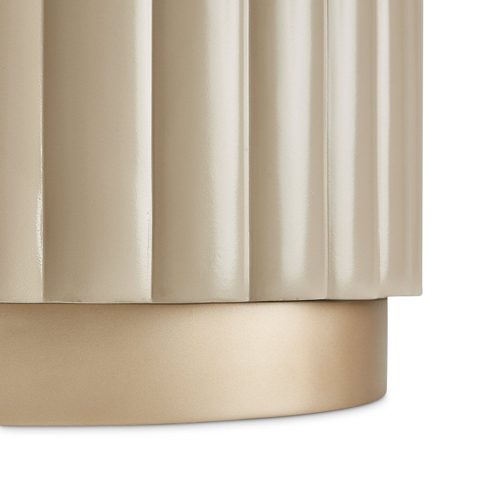 Michael Amini Malibu Crest Round Dining Table