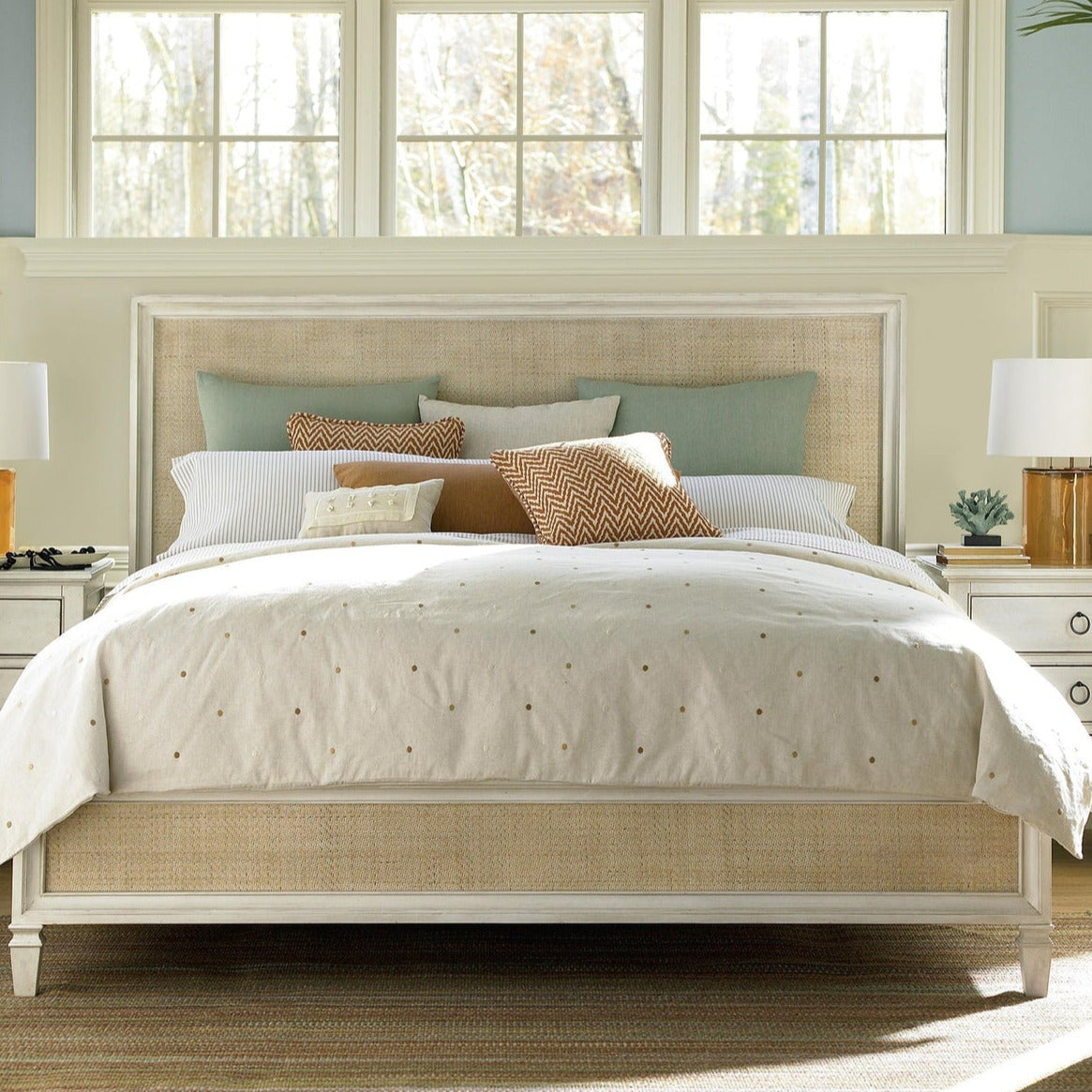 Universal Furniture Summer Hill Woven Accent Bed