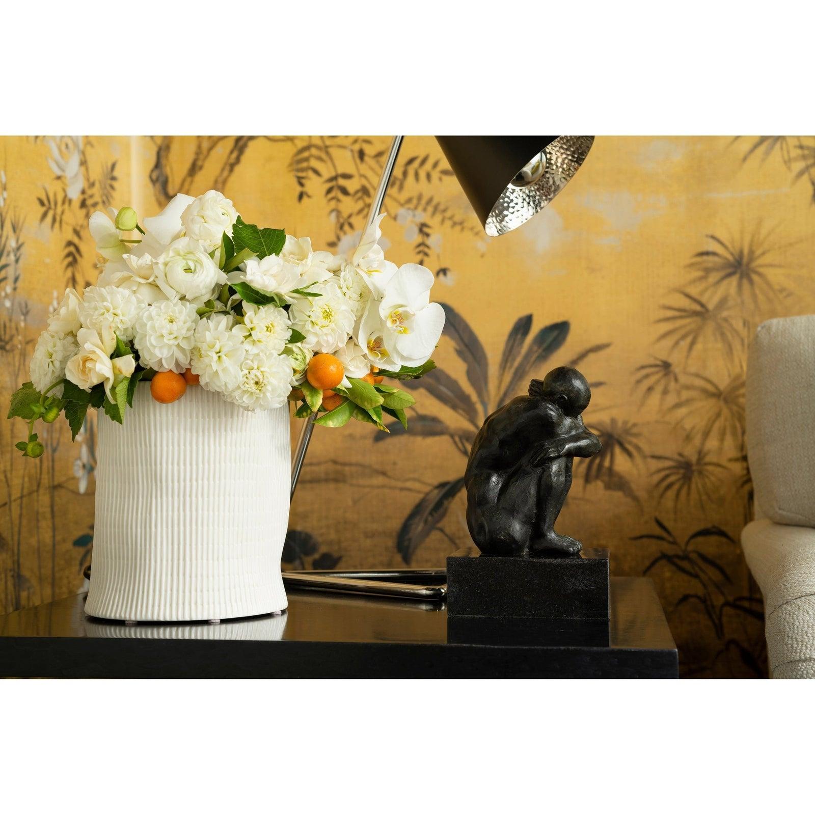 Villa & House Jules Statue by Bungalow 5