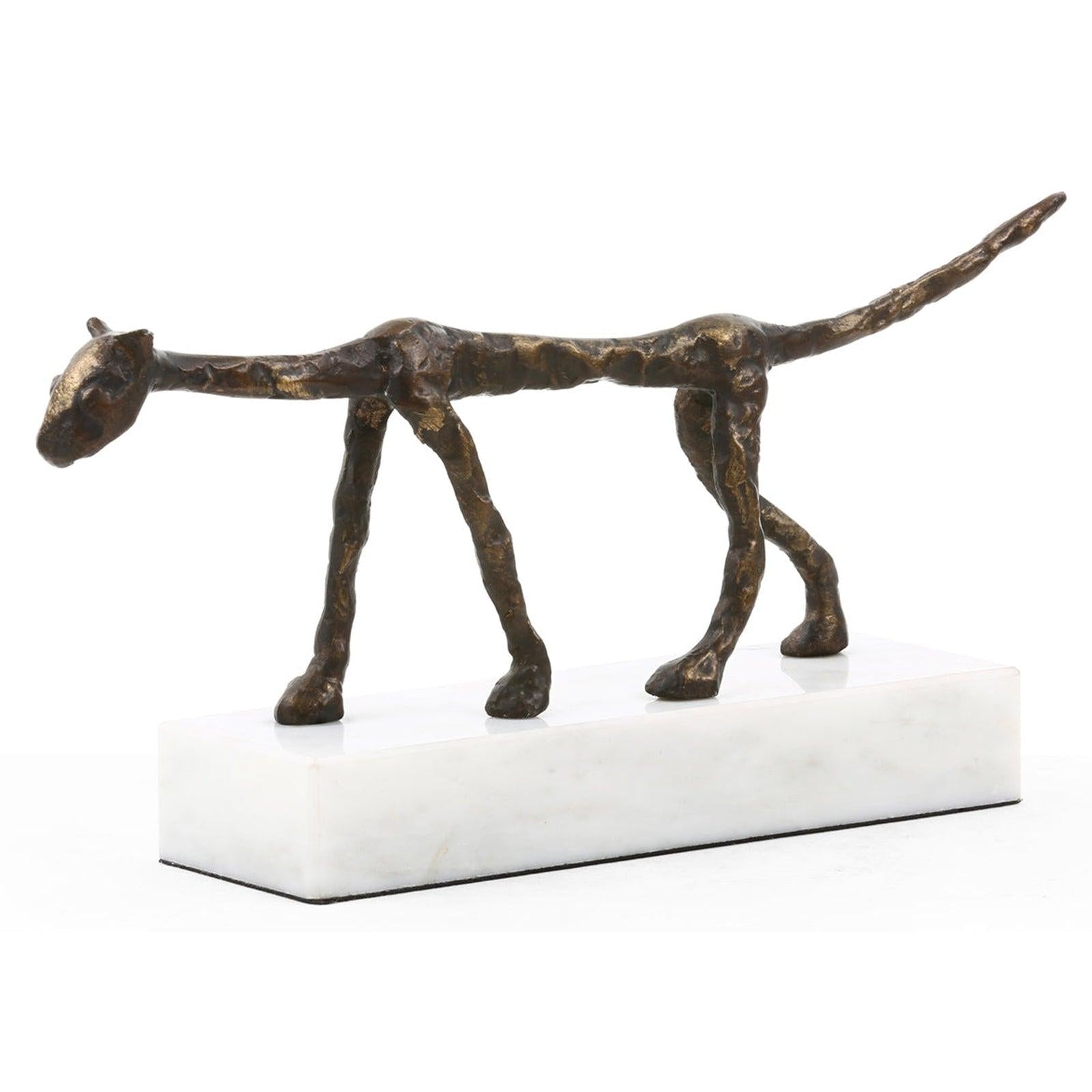 Villa & House Felix Statue by Bungalow 5