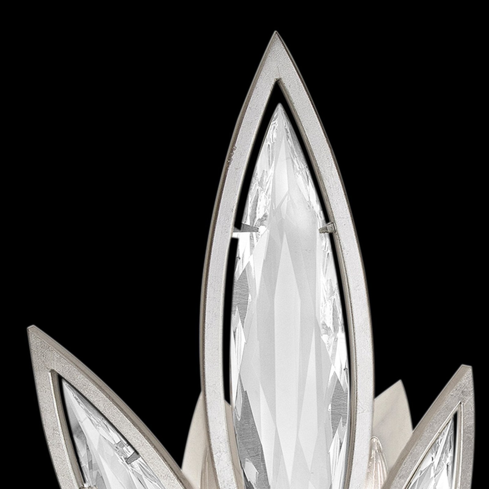 Fine Art Marquise 21