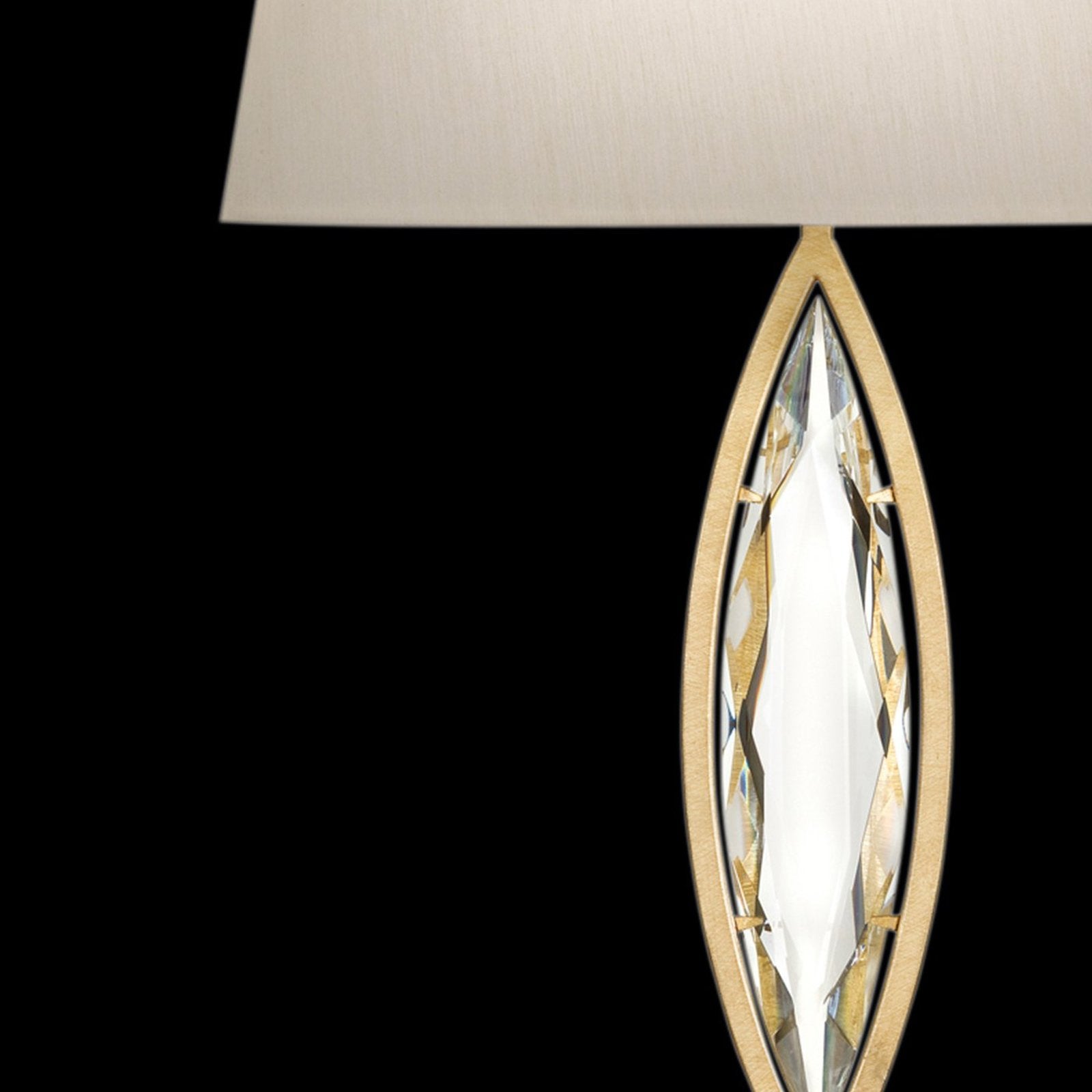 Fine Art Marquise 29