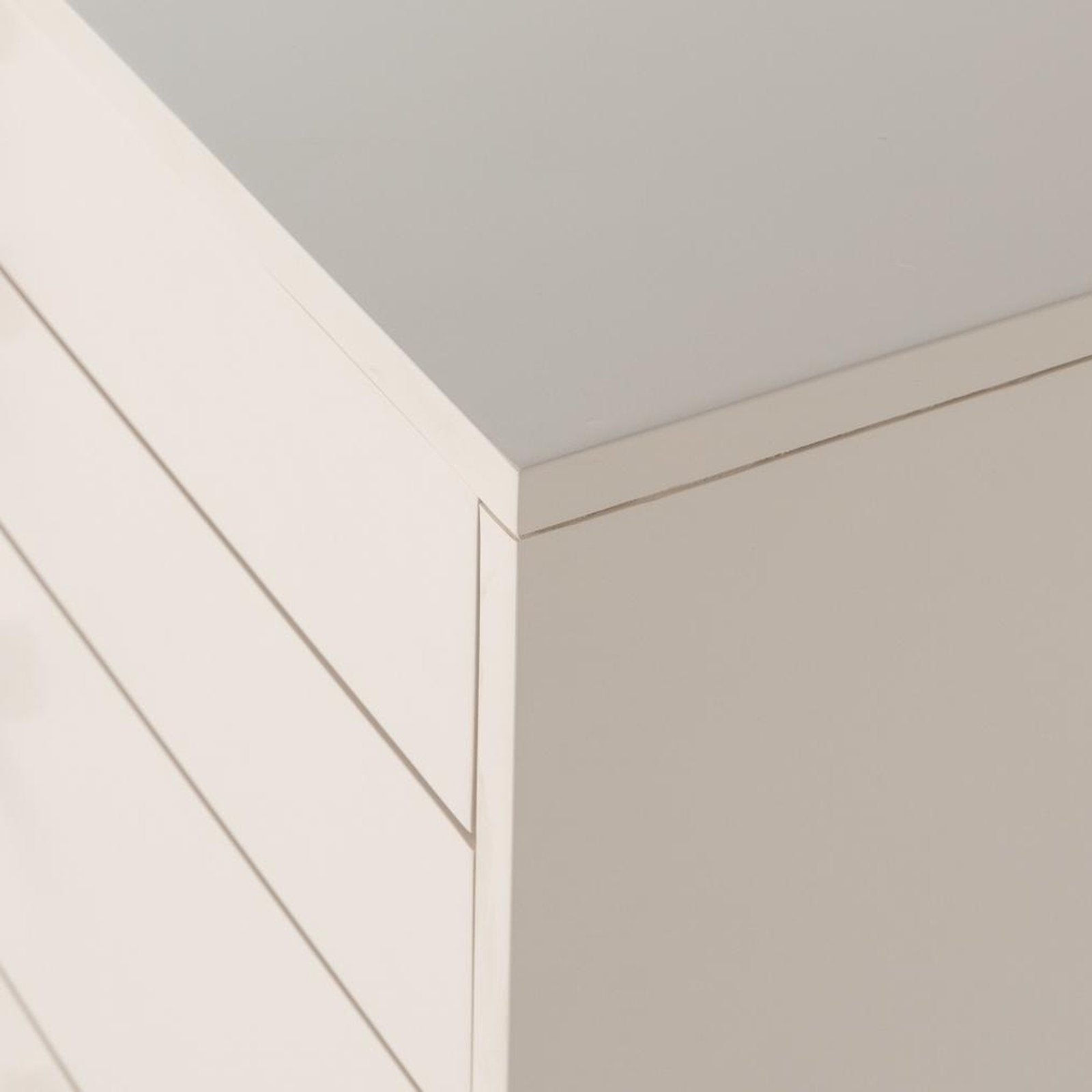 Four Hands Van 7 Drawer Dresser