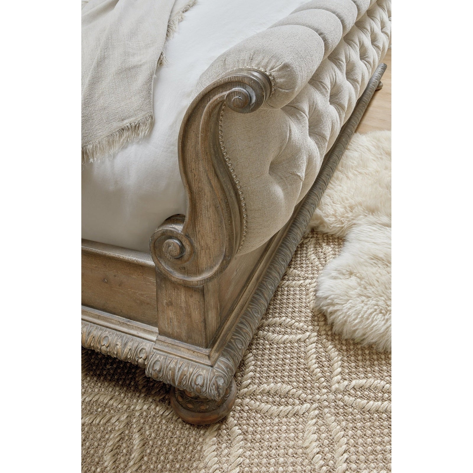 Hooker Furniture Castella Tufted Bed