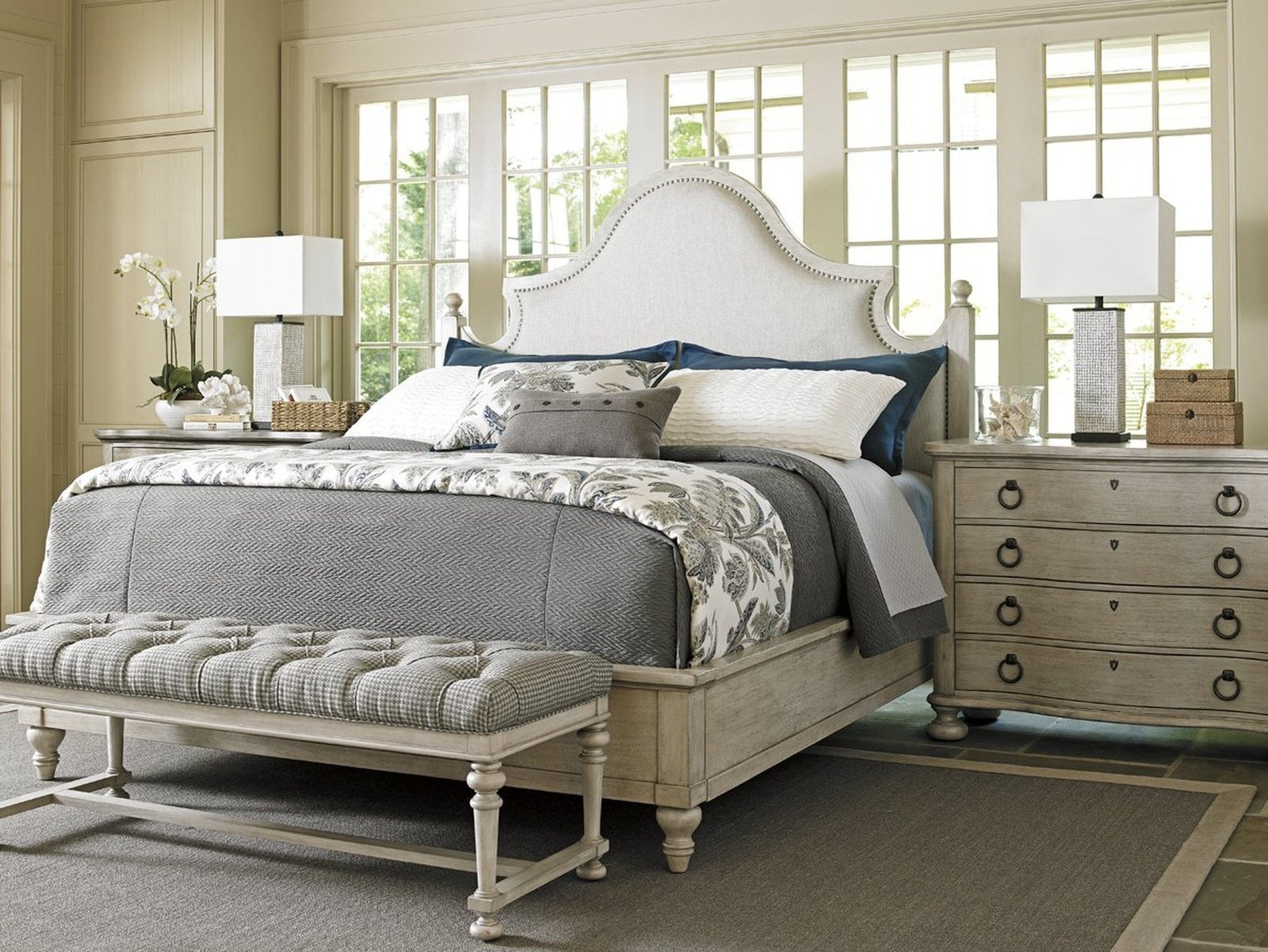 Lexington Oyster Bay Arbor Hills Upholstered Bed