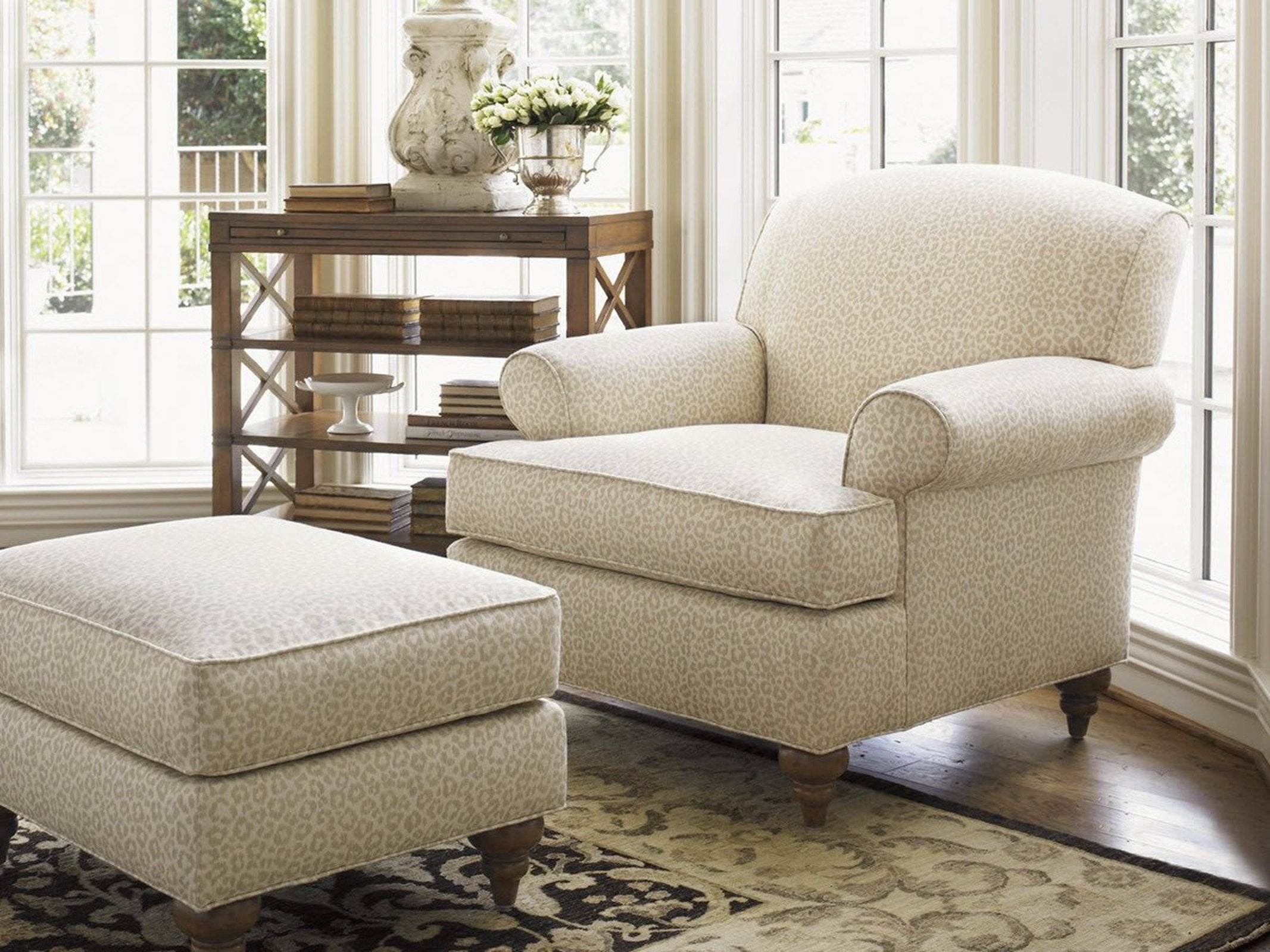 Lexington Upholstery Montgomery Ottoman