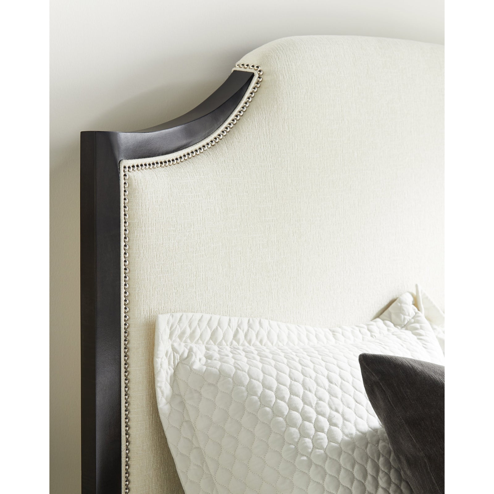 Vanguard Lillet Bed