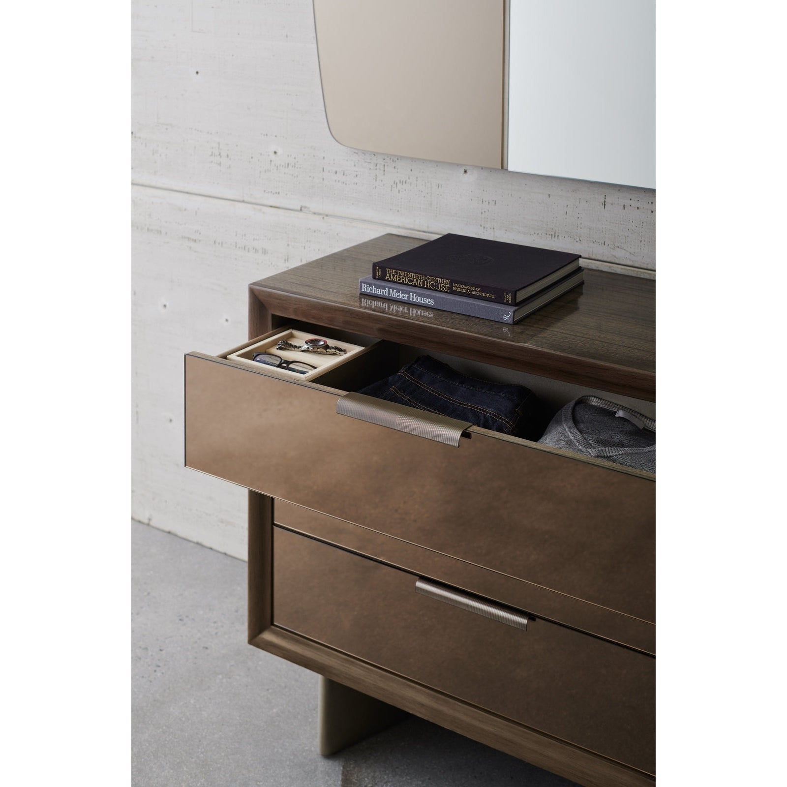 Caracole Modern La Moda Dresser