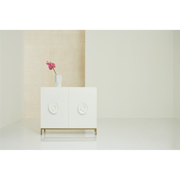 Universal Furniture Tranquility Fleur Hall Chest