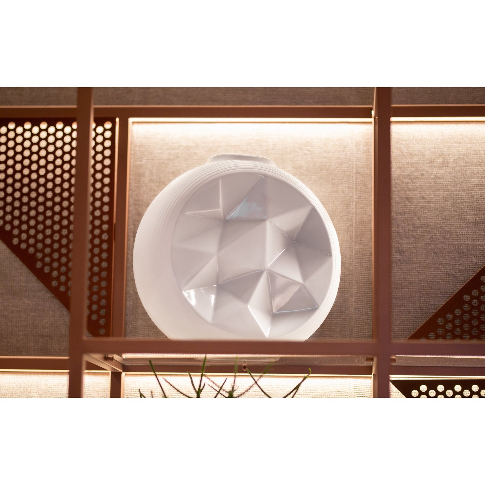 Vista Alegre Precious Vase By Mendel Heit