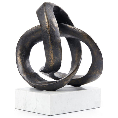 Villa & House Taso Statue by Bungalow 5
