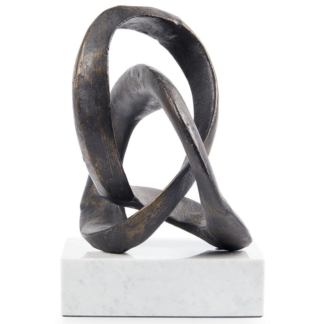 Villa & House Taso Statue by Bungalow 5