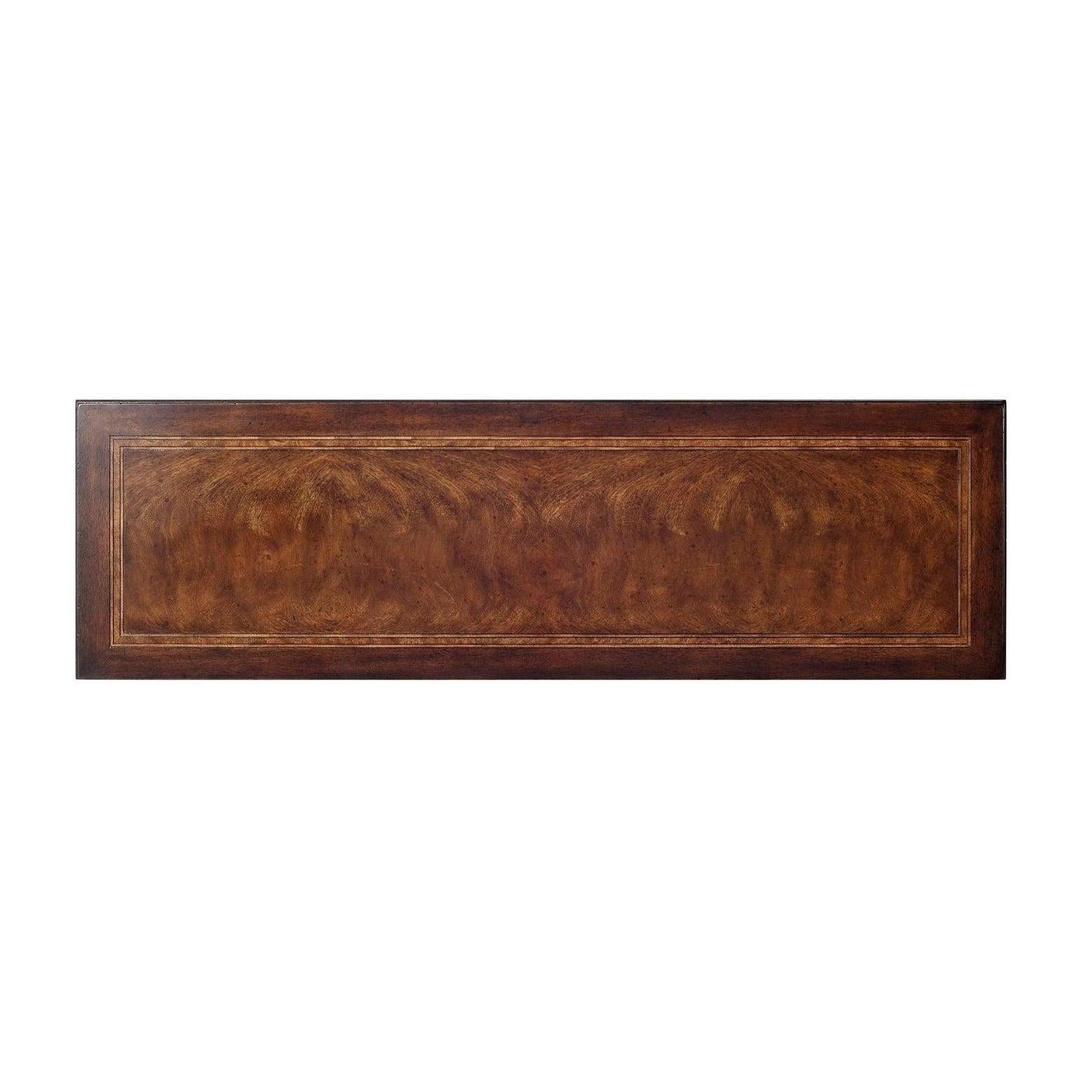 Theodore Alexander Villa Olmo Buffet