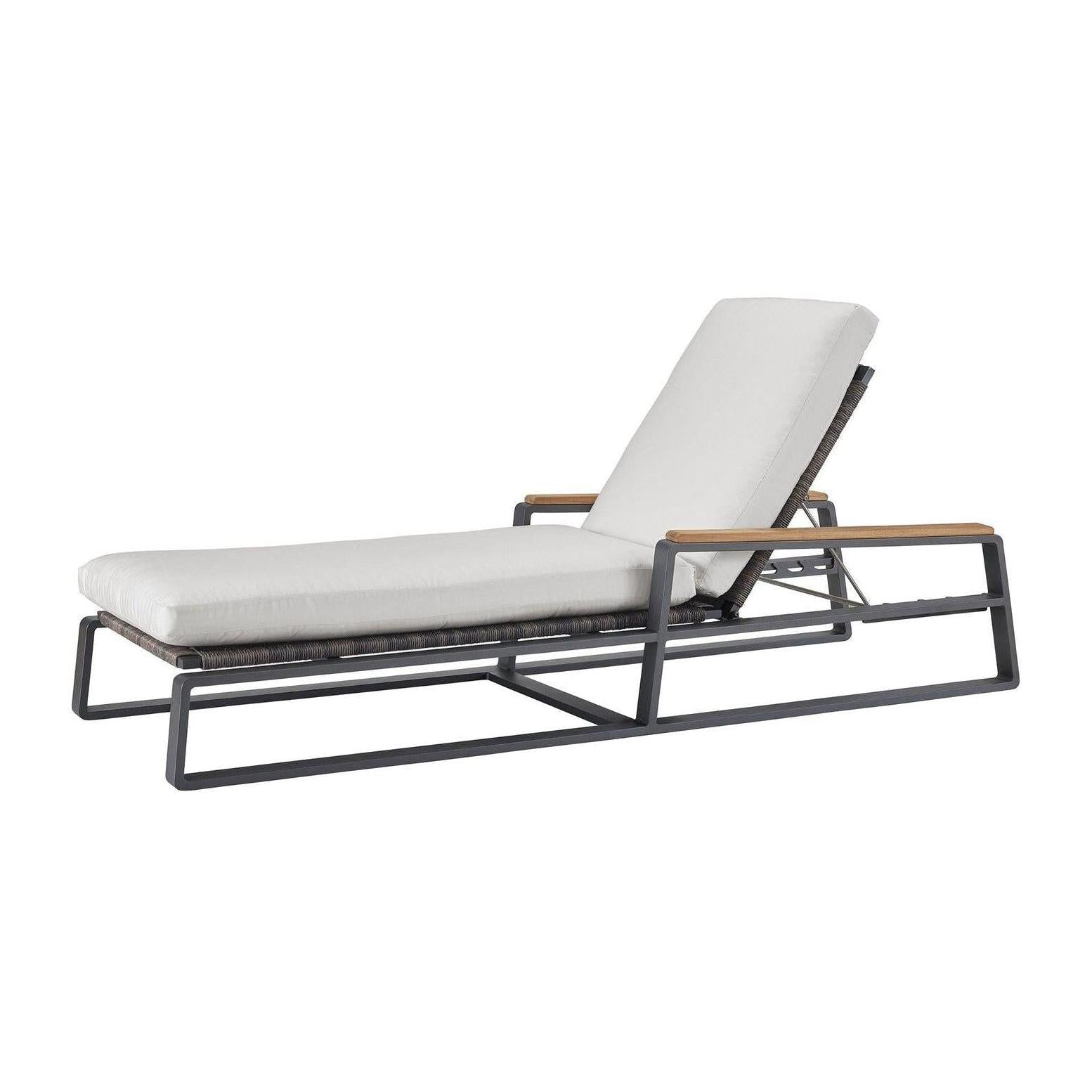 Universal Furniture Coastal Living Outdoor San Clemente Chaise Lounge