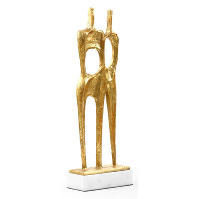 Villa & House Union Statue by Bungalow 5