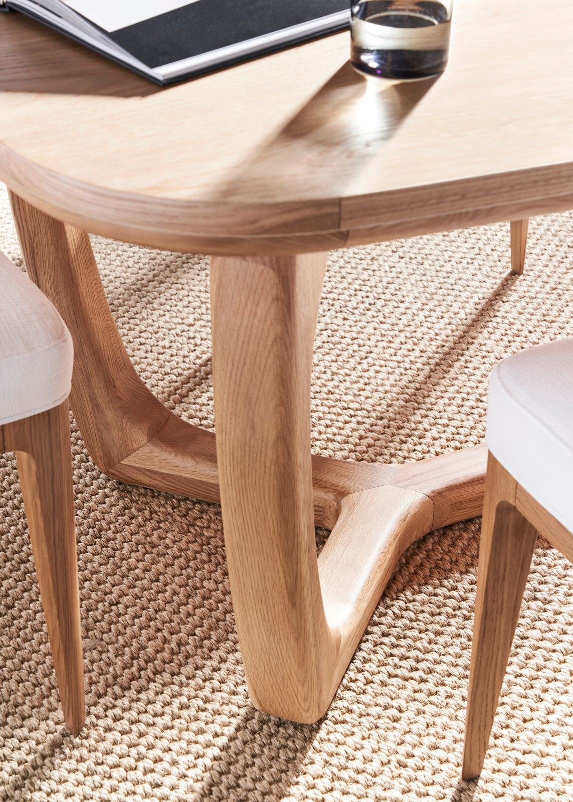 Vanguard Form Arm Chair