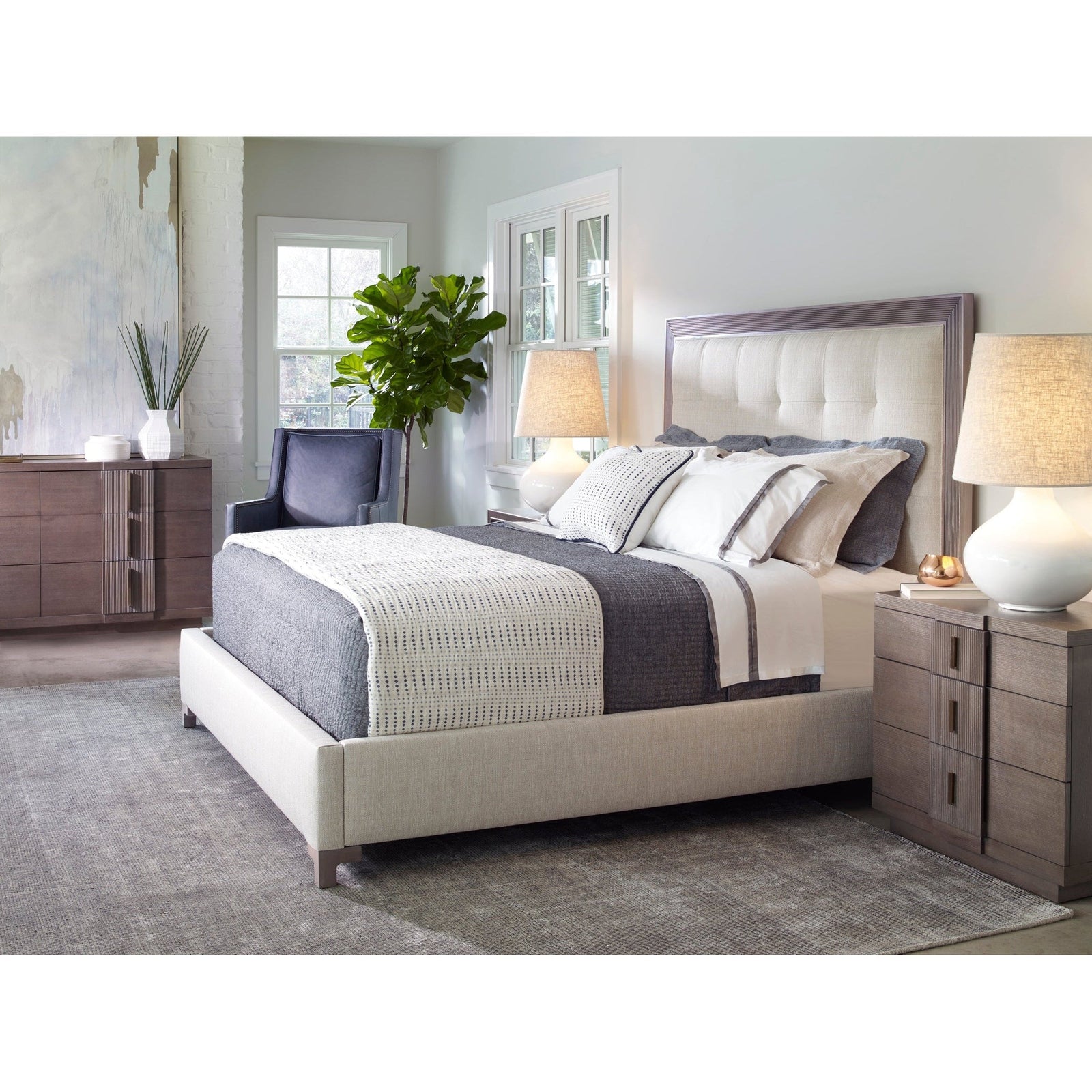 Vanguard Lawrence King Bed Tannery