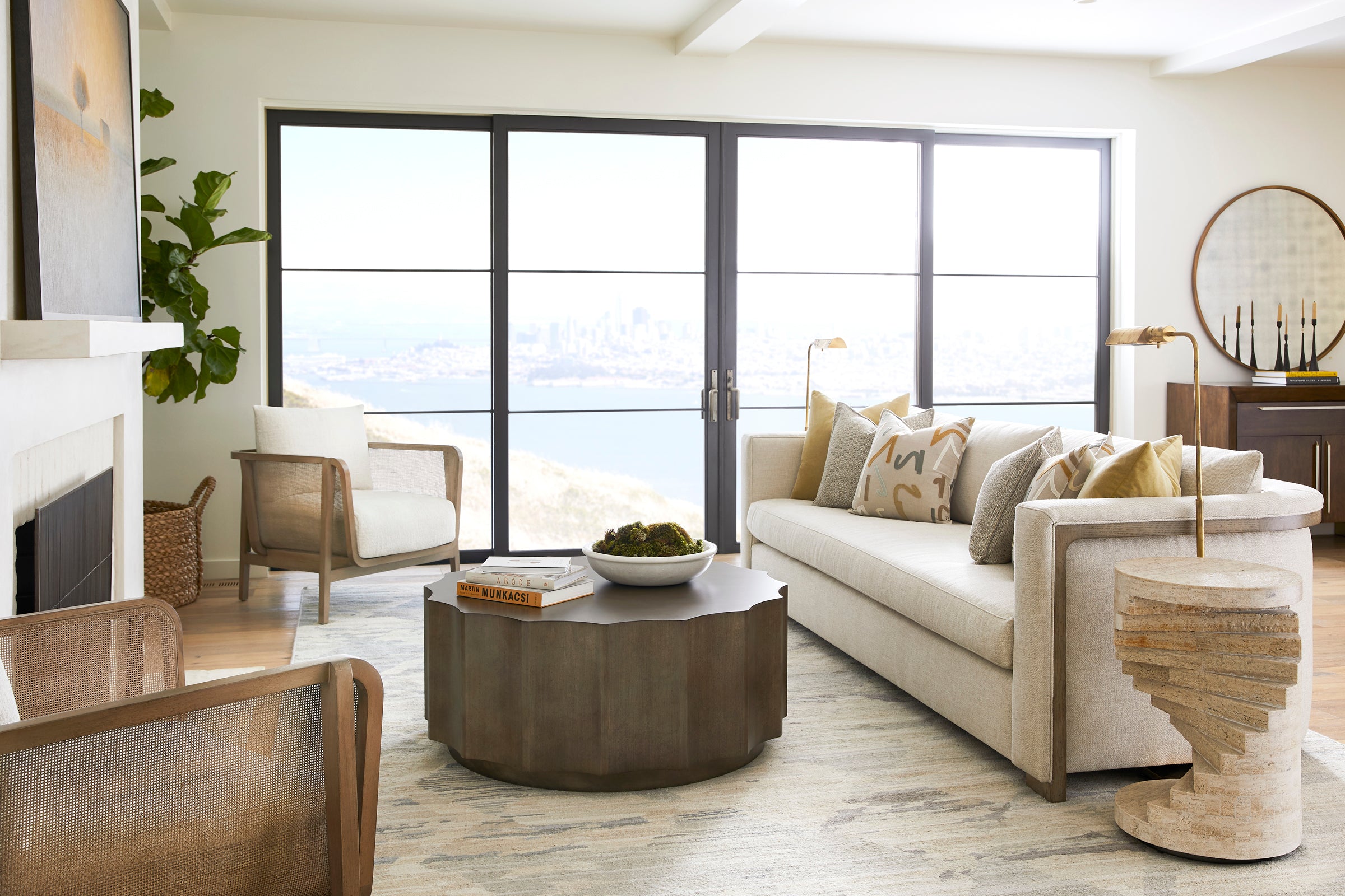 Vanguard Dune Chest 806