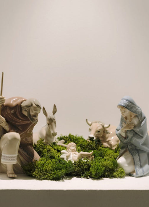 Lladro Silent Night Nativity Set