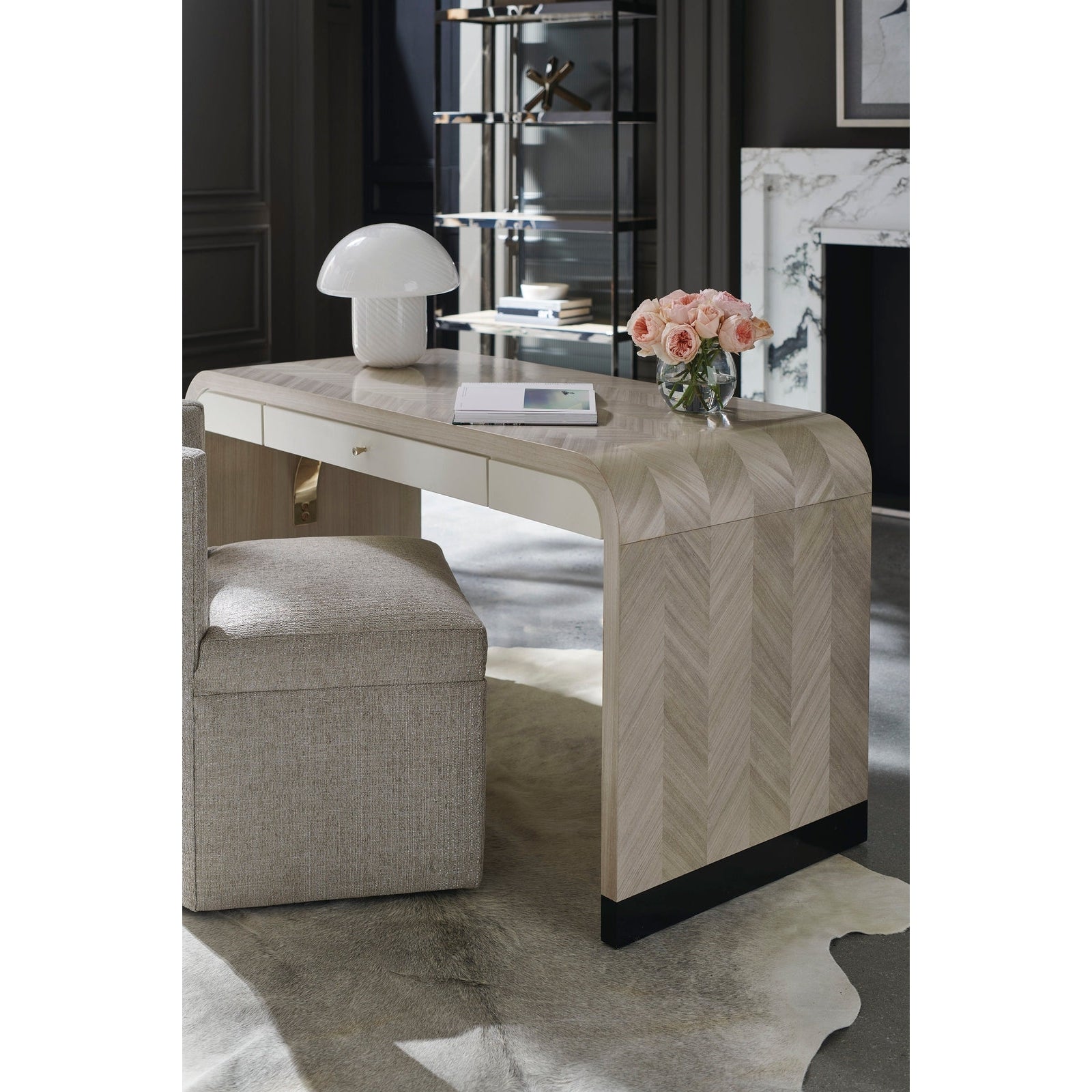Caracole Classic Shelf Life Etagere