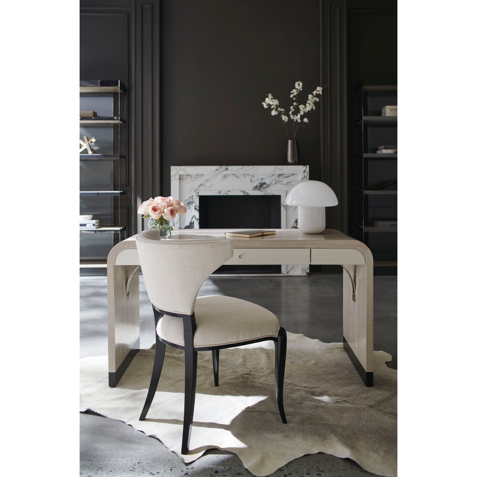 Caracole Classic Shelf Life Etagere
