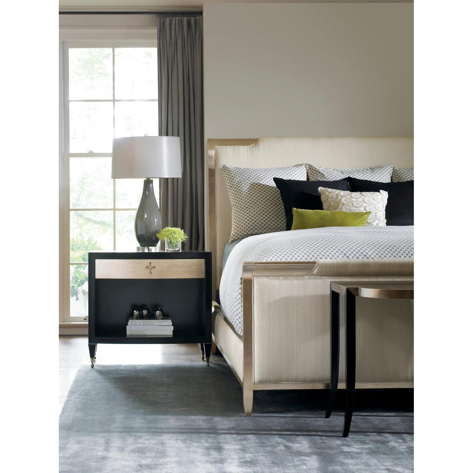 Caracole Nite in Shining Armor Bed