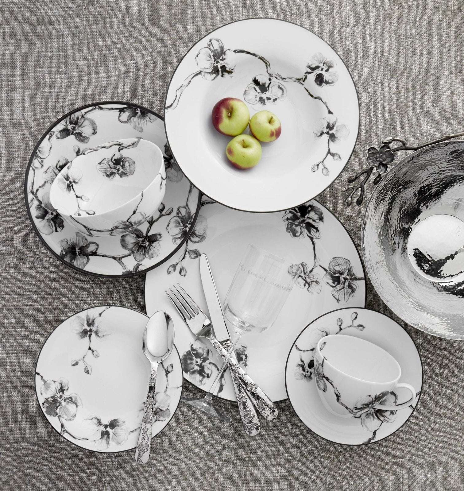 Michael Aram Black Orchid Dinner Plate