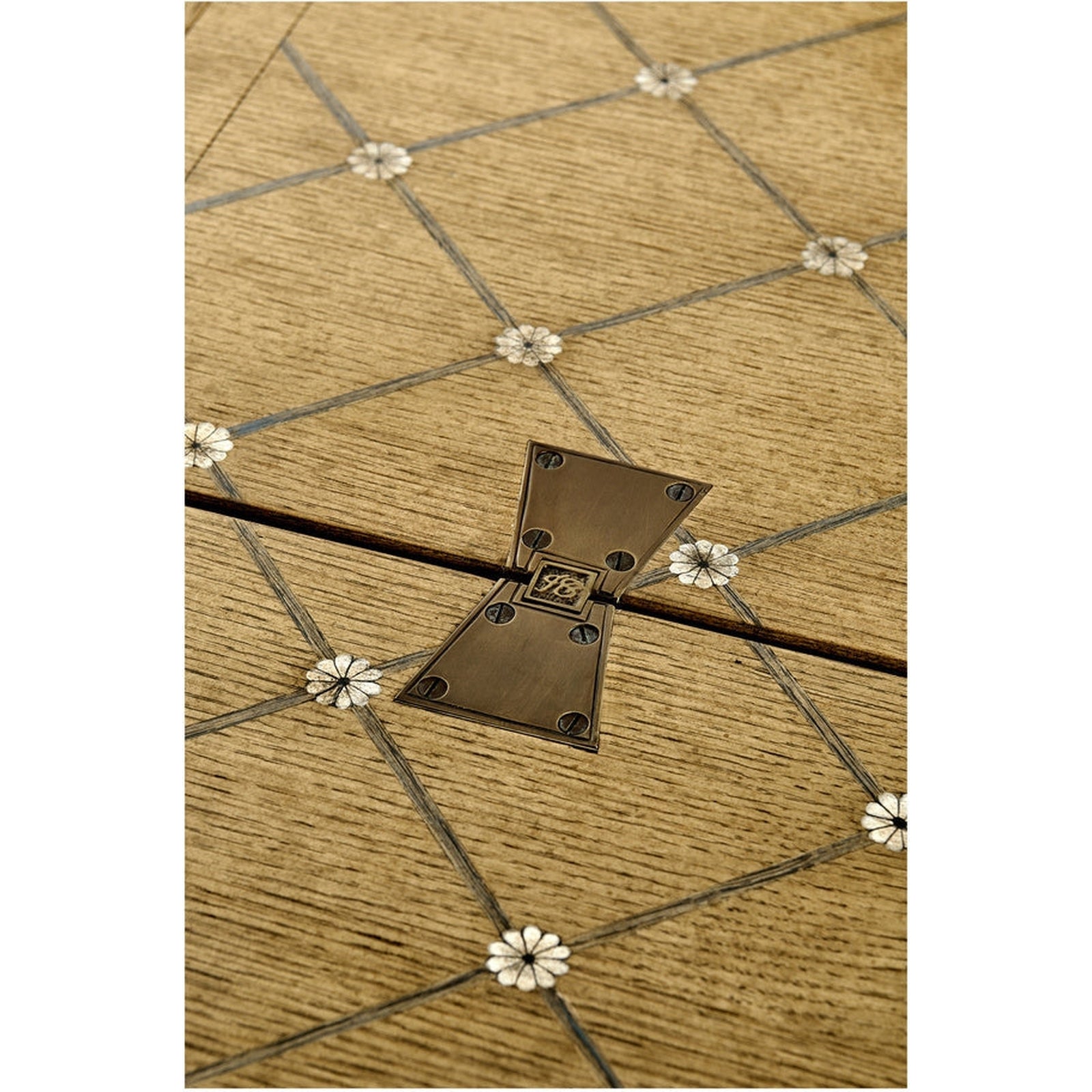 Jonathan Charles Dielectric Hunt Table