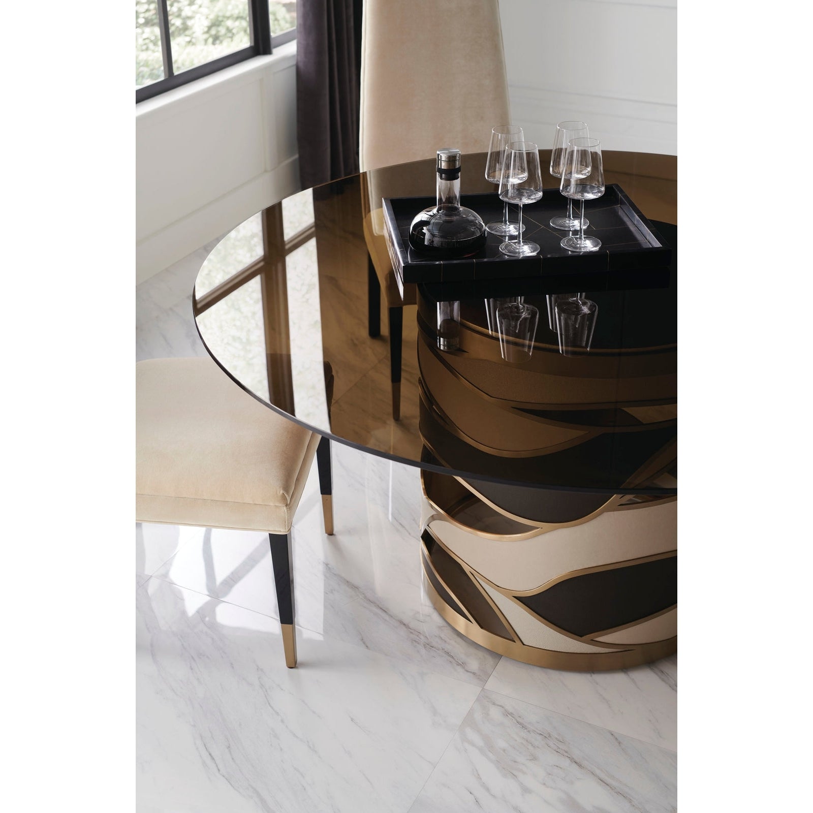 Caracole Signature Metropolitan The Masters Dining Side Chair